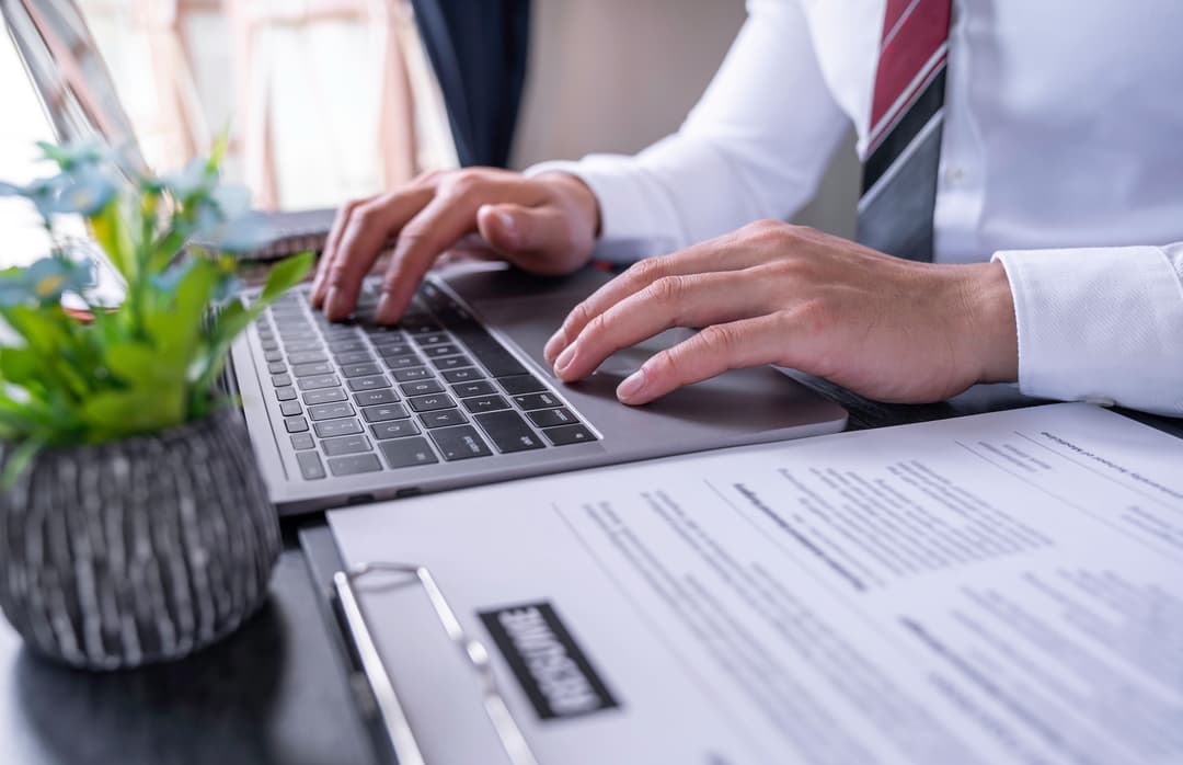 10 Surprisingly High-Paying Jobs That Most People Underestimate