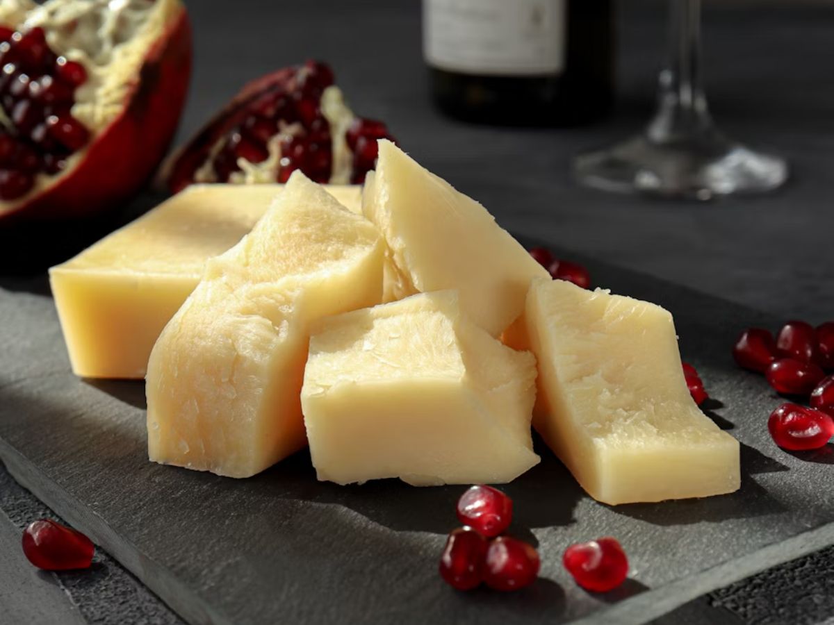 Cheese with Cranberries Unsplash