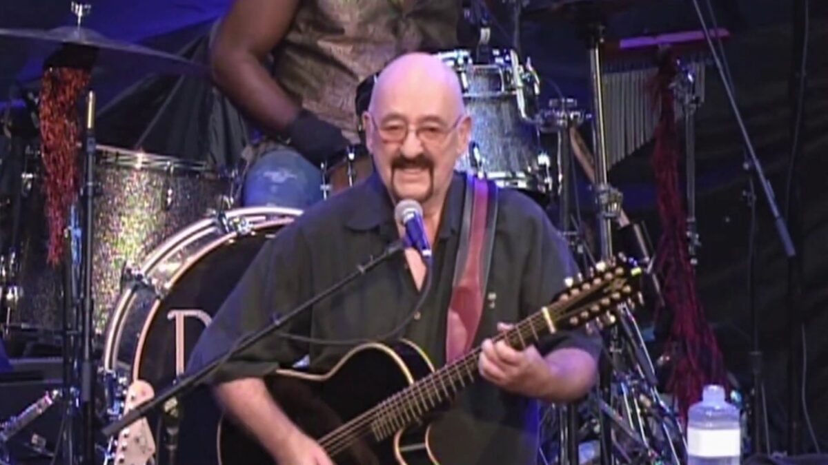 Dave Mason, Traffic Co-Founder and Hall of Fame Inductee, Dies at 79