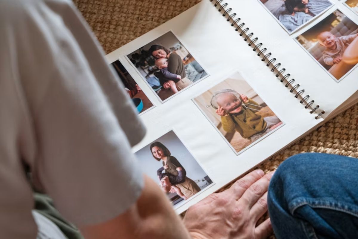 Zodiac Signs Most likely to keep old family photos