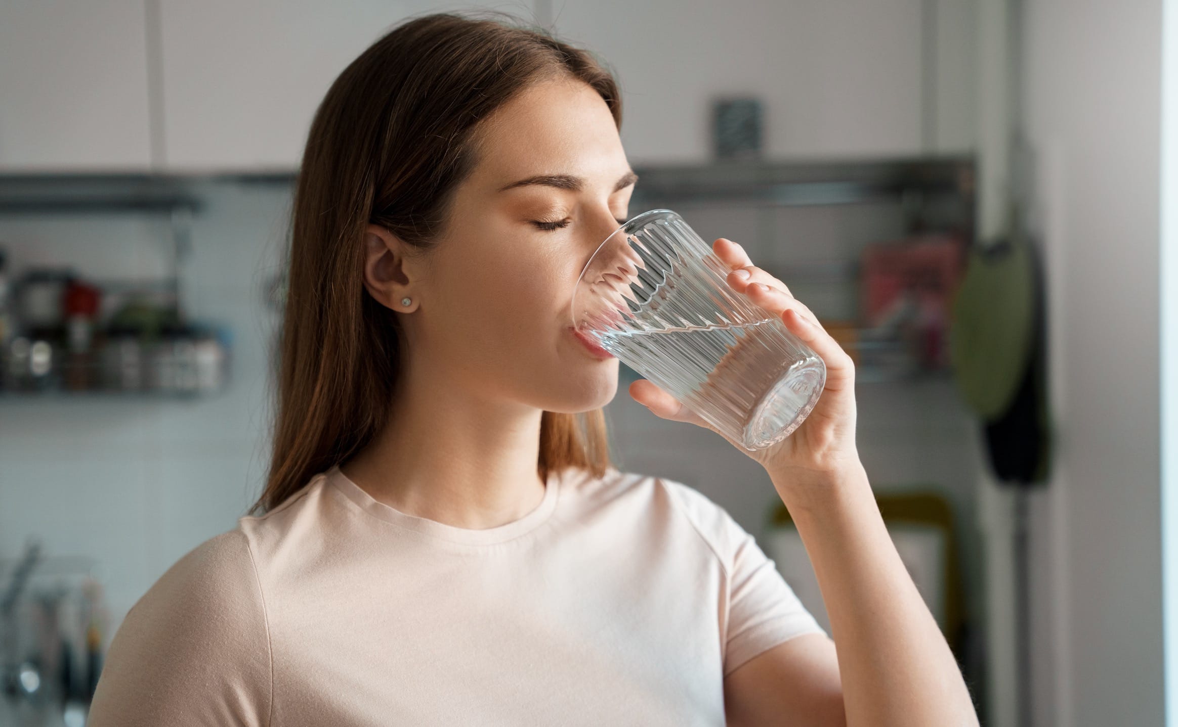 7 Symptoms of Dehydration in Women