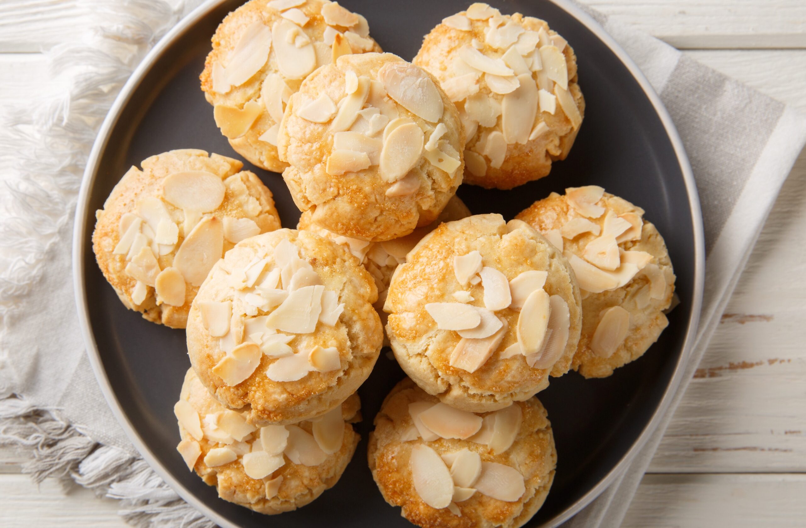 Almond Shortbread Cookies
