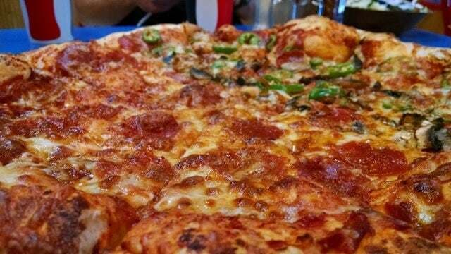 10 Pizza Chains That Satisfy Every Craving, Coast to Coast