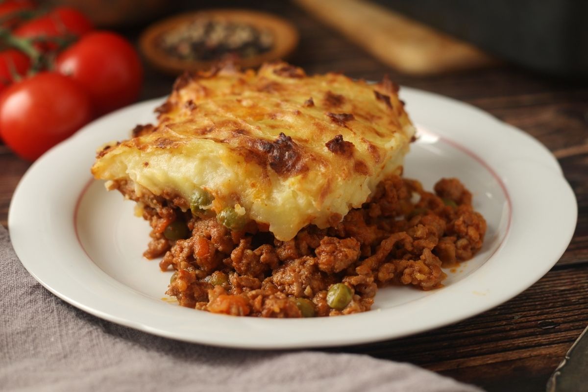 Shepherd's pie on a plate