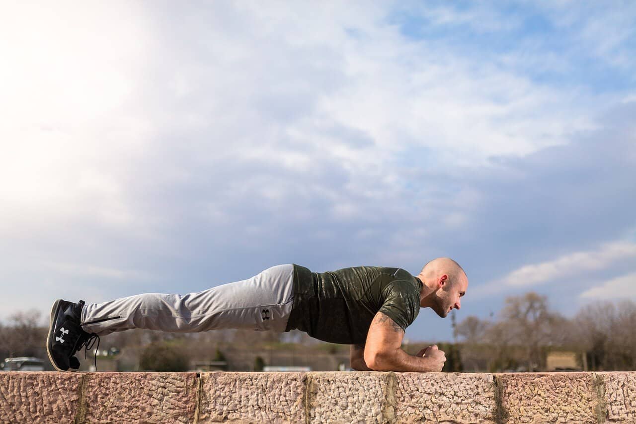 Six Reasons to Add Plank Exercises to Your Home Workout Routine