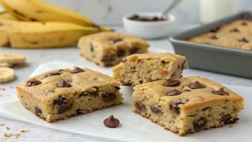 Banana Chocolate Chip Bars