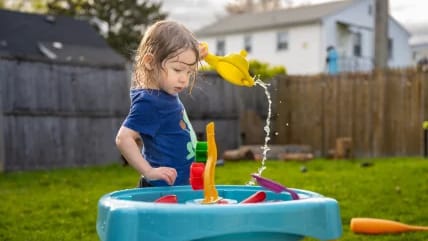 10 Child-Friendly Backyard Ideas on a Budget