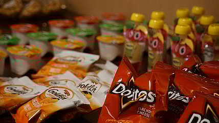 snacks for kids on a table / snacks for kids at costco