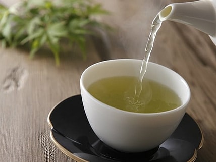 20 Foods That Fight Bloat and Inflammation