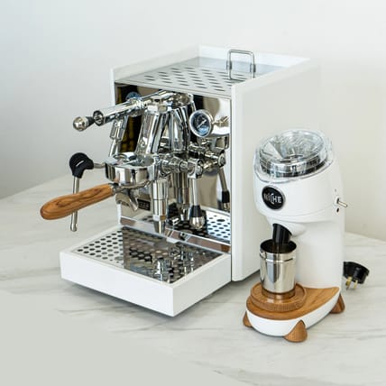 How to clean a coffee maker properly