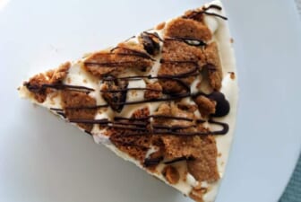 ICE CREAM CAKE