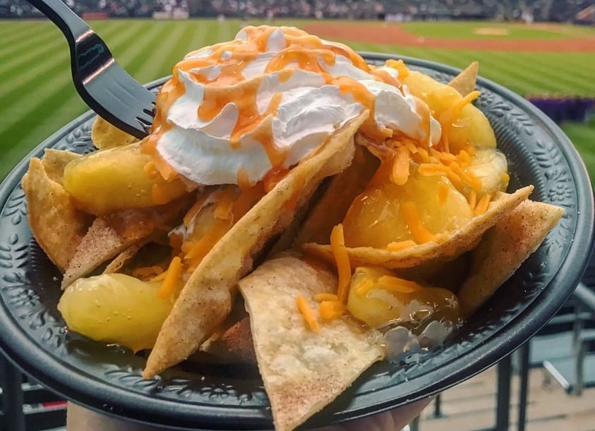 apple pie nachos