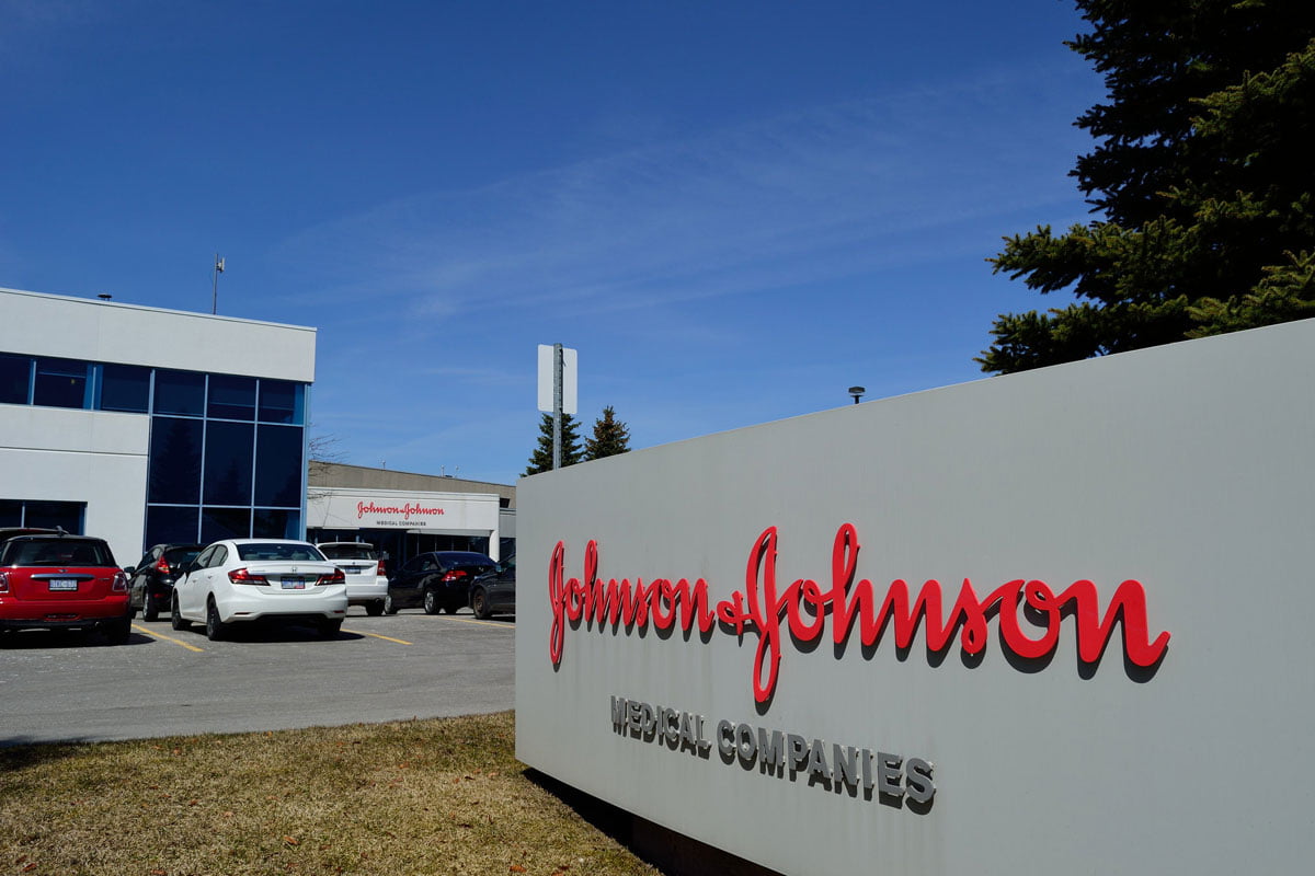 fda pauses johnson and johnson fda pauses johnson and johnson