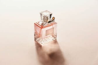 10 Best Powdery Perfumes for Modern Women