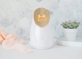 how to use a facial steamer at home
