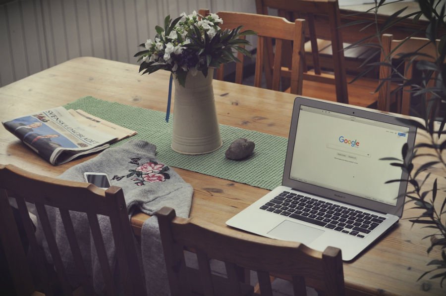 agnieszka-boeske-ky0ljKGar78-unsplash ways to make a home feel joyful