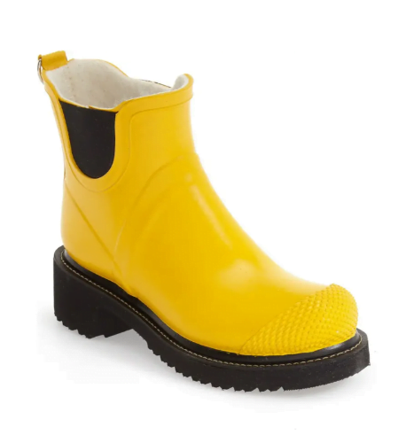 _isle jackobson welly 2020-10-23 at 1 The Top Boot Trends For Winter—And How To Rock Them