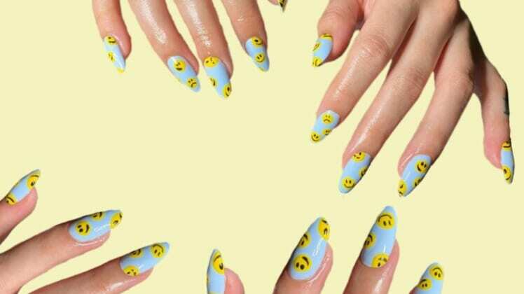 smiley face nails