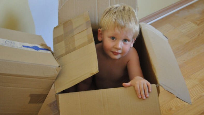 10 best moving tips for families