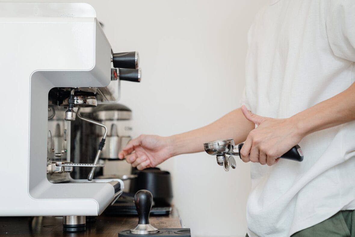 How to clean a coffee maker