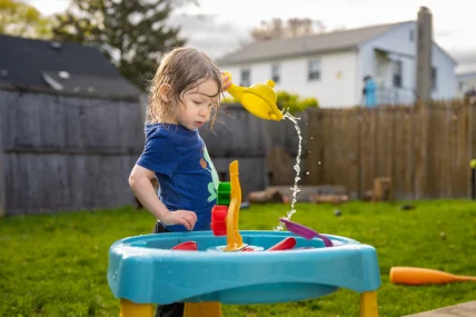 10 Child-Friendly Backyard Ideas on a Budget