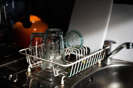 9 Kitchen Items You Should Never Clean in a Dishwasher