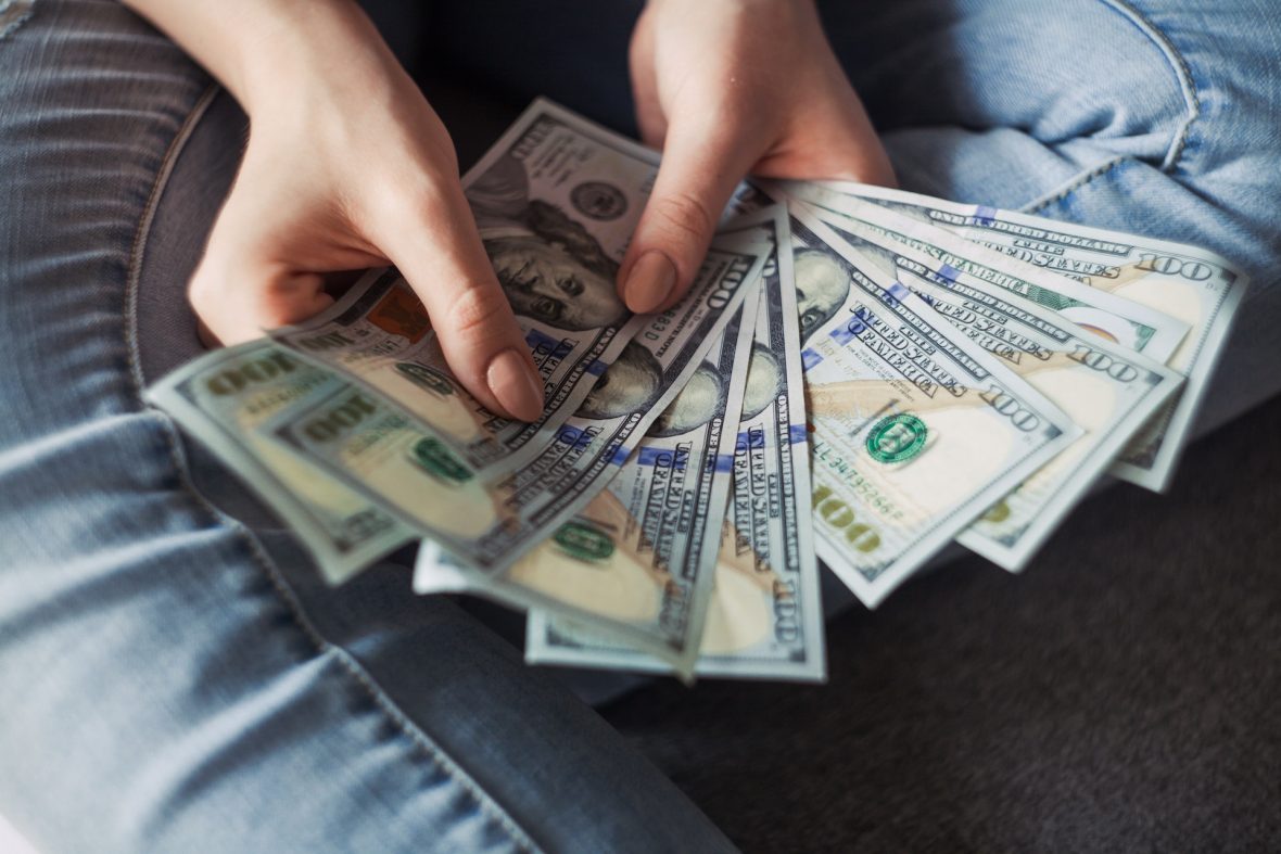 Showing money