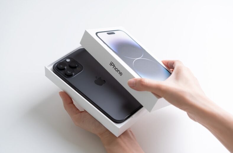 iPhone Unboxing