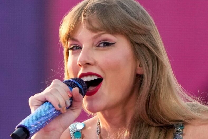 Taylor Swift, singer