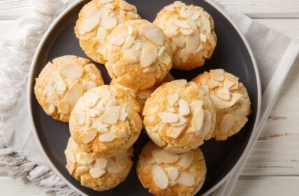 Almond Shortbread Cookies