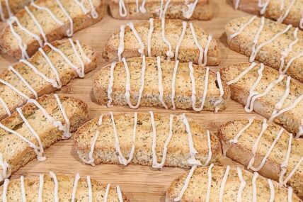 Lemon Poppy Seed Biscotti Slices