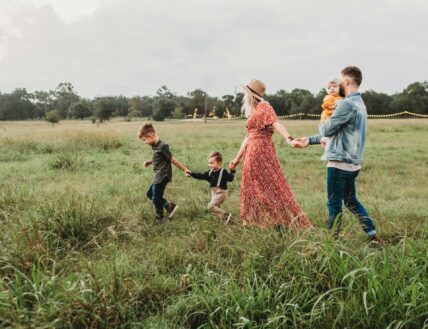 family with kids / zodiac signs / protective partners
