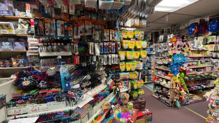 U.S. retailers scramble to stock shelves as kids head back to school