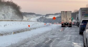 Thousands of stranded drivers cleared from snowbound Virginia highway